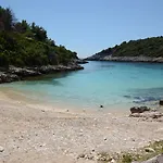 Jasenka * Zavalatica